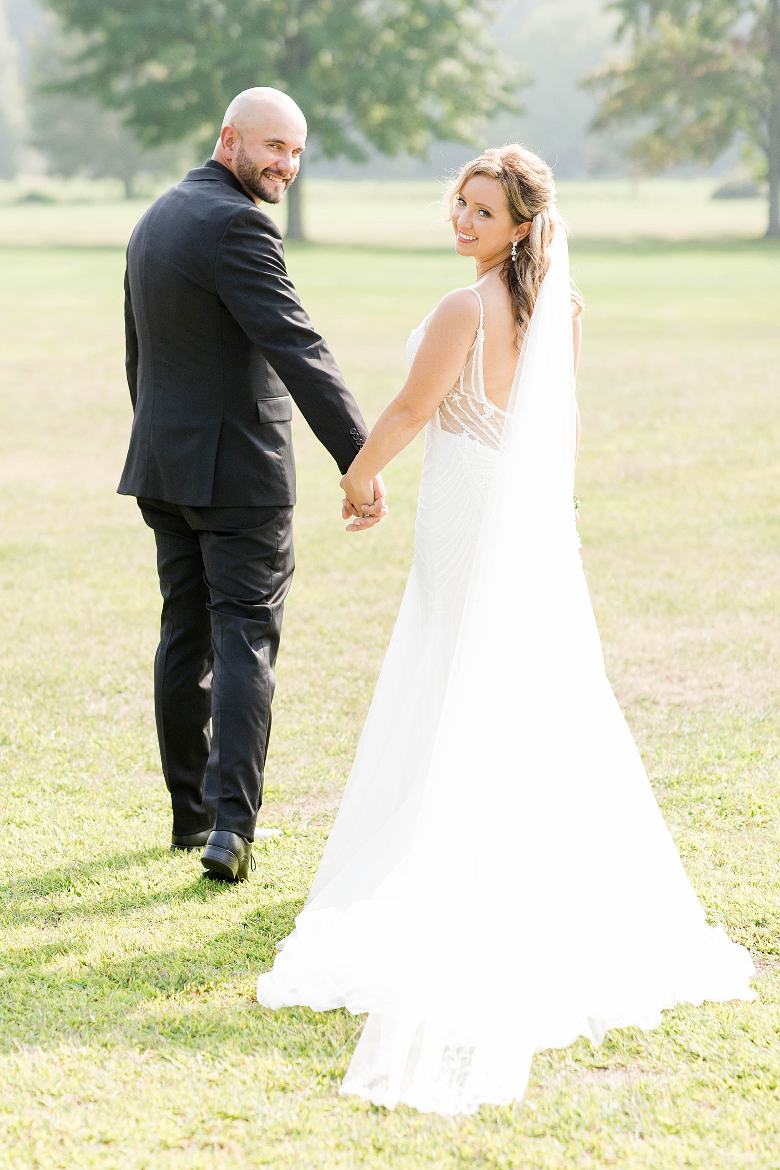 10 Reasons to hire a wedding planner-Kara Hanes Photography_0002.jpg