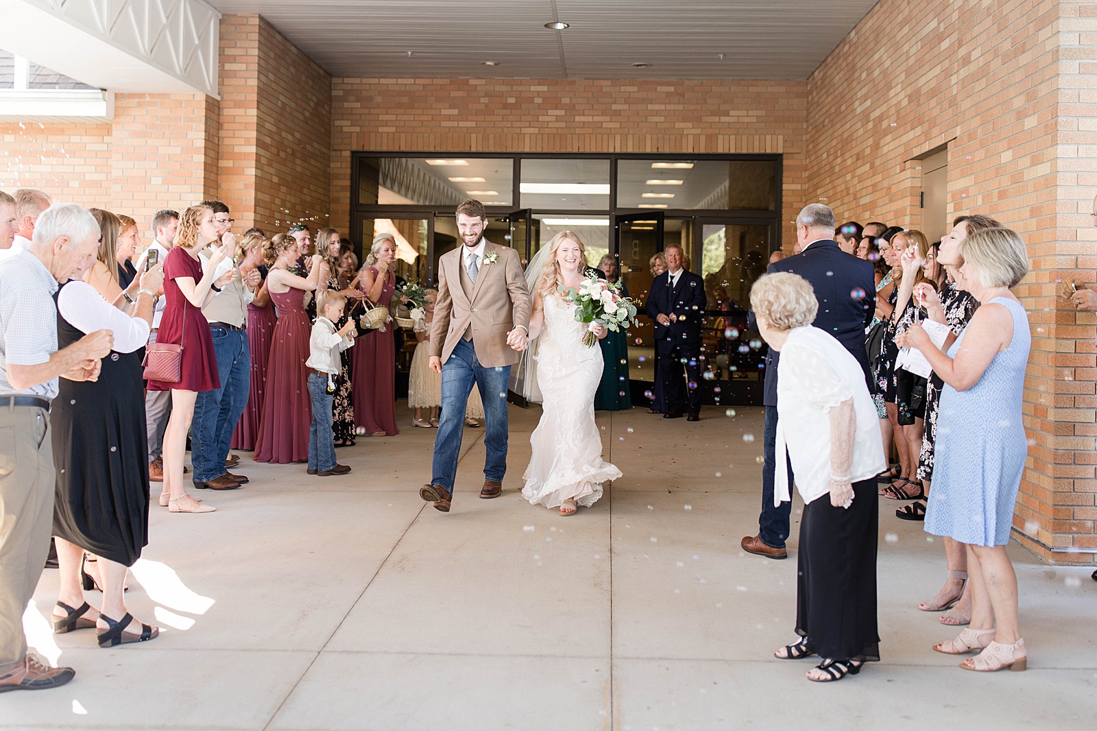 Wedding Photographer-Holland Michigan-Kara Hanes Photography_0043.jpg