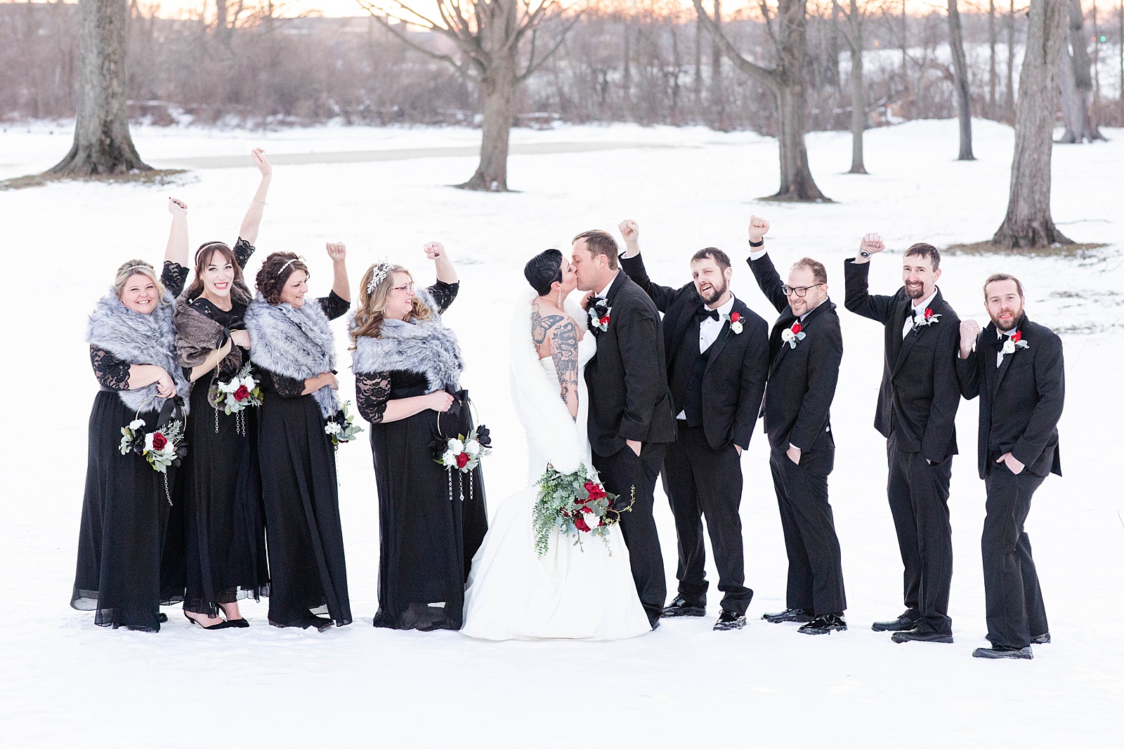 Michigan Winter Wedding - Kara Hanes Photography_0010.jpg