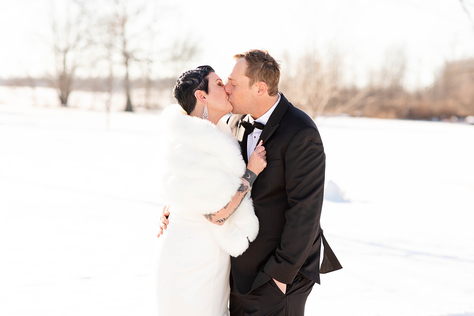 Michigan Winter Wedding - Kara Hanes Photography_0023.jpg