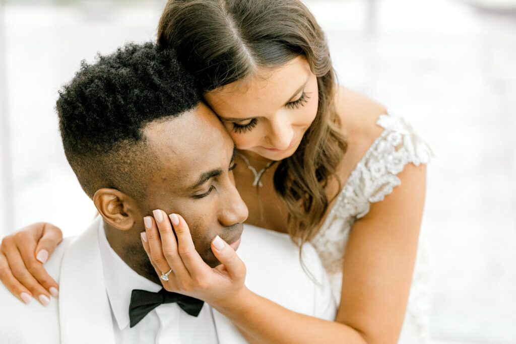 Romantic wedding portraits at Adler Planetarium