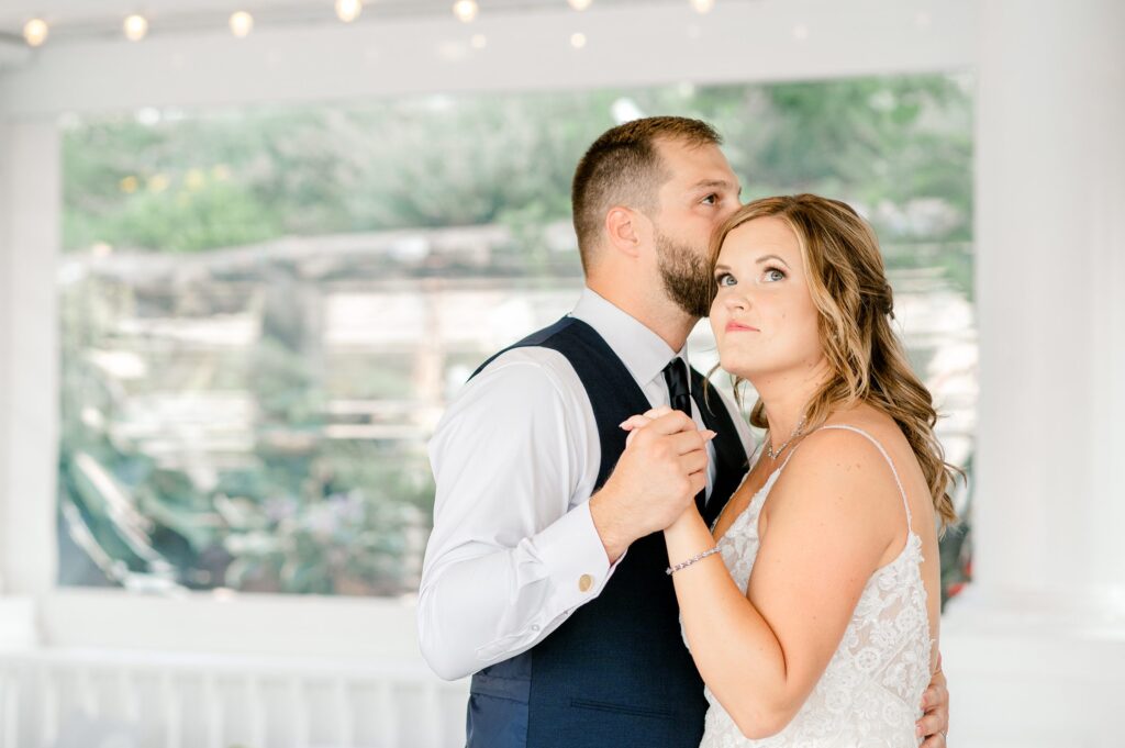 Reception at Bay Pointe Inn for Mackenzie & Russell’s Shelbyville Michigan wedding with summer décor and details
