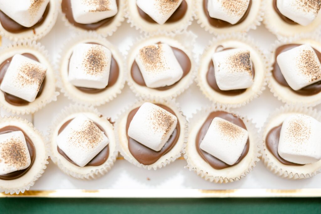 Toasted marshmallow s'mores tarts by Sweet Details GR